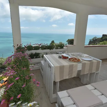 Szálloda Amare Il Mare E Corniglia